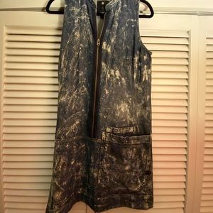 Unique design casual jean outfit!